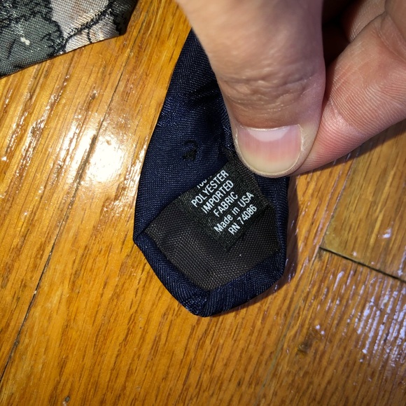 RARE Vintage 1994 McDonald’s Puzzle Pieces Tie - Picture 10 of 12